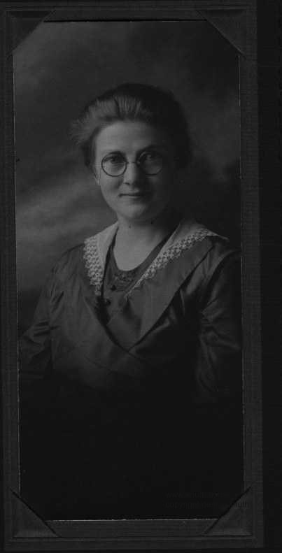 Adela Knuth Sperber