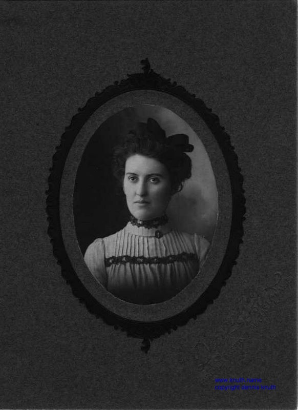 Unknown Women of the Knuth Family