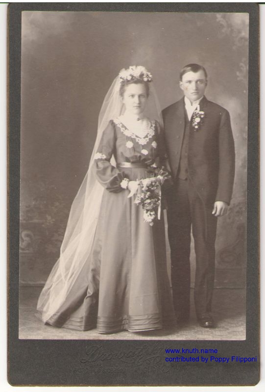 Knuth Family Formal Wedding Portrait