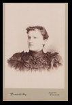 Young woman of Knuth Family